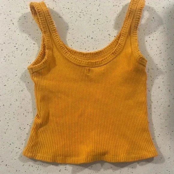 Urban Outfitters Crop Top - Picture 3 of 4